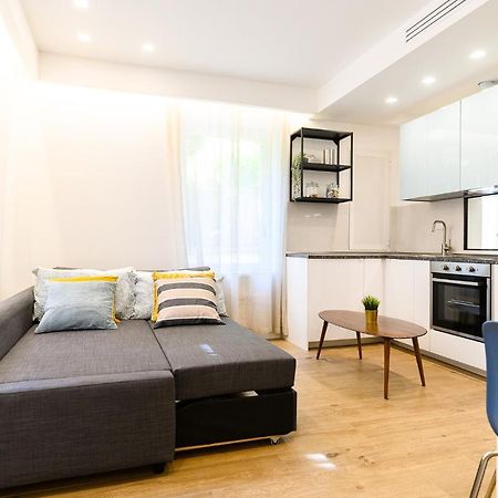 Modern & Elegant By Ndp Rent Apartment Рим Екстериор снимка
