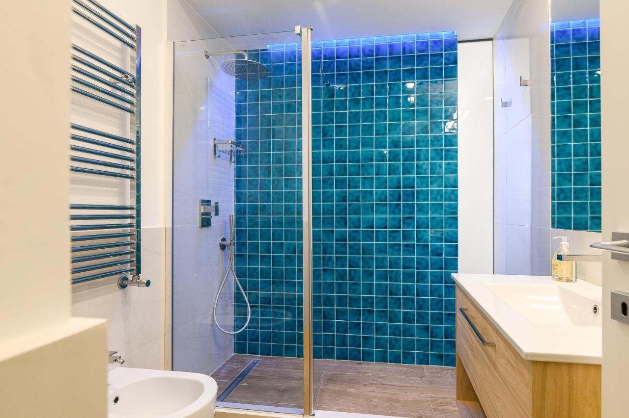 Modern & Elegant By Ndp Rent Apartment Рим Екстериор снимка